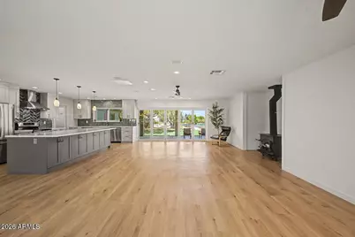 1240 E Paint Your Wagon Trail, Phoenix, AZ 85085 - Photo 17