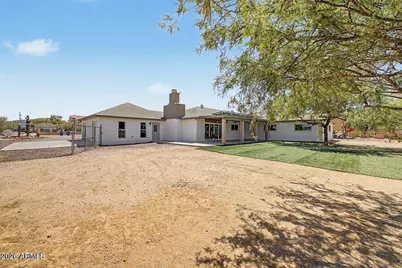 1240 E Paint Your Wagon Trail, Phoenix, AZ 85085 - Photo 35