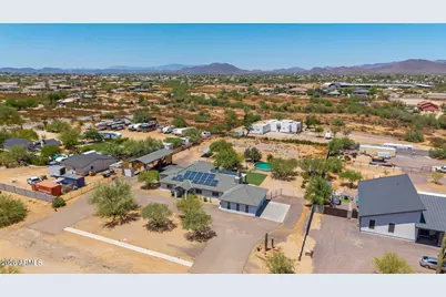 1240 E Paint Your Wagon Trail, Phoenix, AZ 85085 - Photo 13