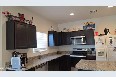 3122 S 77th Drive, Phoenix, AZ 85043 - Photo 9