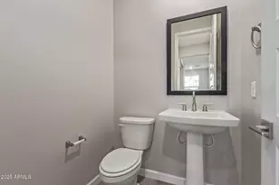 5835 E Rose Garden Ln, Phoenix, AZ 85054 - Photo 15