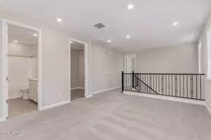 5835 E Rose Garden Ln, Phoenix, AZ 85054 - Photo 27