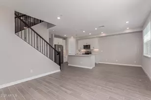 5835 E Rose Garden Ln, Phoenix, AZ 85054 - Photo 9