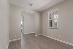 5835 E Rose Garden Ln, Phoenix, AZ 85054 - Photo 7