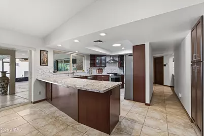 17018 N 57th Street, Scottsdale, AZ 85254 - Photo 9
