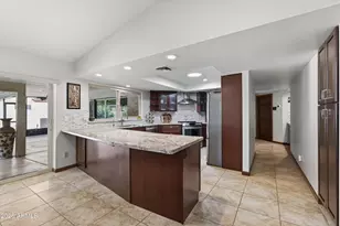 17018 N 57th St, Scottsdale, AZ 85254 - Photo 9