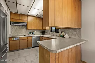 9420 N 38th St, Phoenix, AZ 85028 - Photo 9
