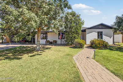 2221 N Laurel Avenue, Phoenix, AZ 85007 - Photo 1