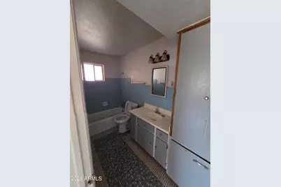 309 W Desert Drive, Phoenix, AZ 85041 - Photo 7
