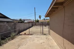 309 W Desert Dr, Phoenix, AZ 85041 - Photo 9