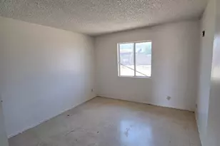 309 W Desert Dr, Phoenix, AZ 85041 - Photo 5