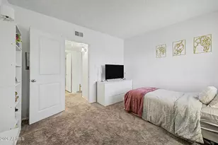 5757 W Eugie Ave, Glendale, AZ 85304 - Photo 17