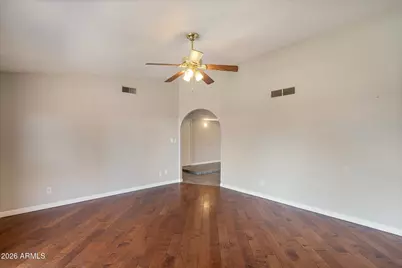 227 W Taro Lane, Phoenix, AZ 85027 - Photo 5