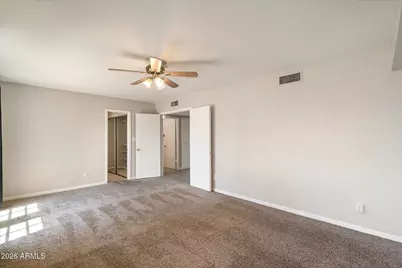 227 W Taro Lane, Phoenix, AZ 85027 - Photo 11