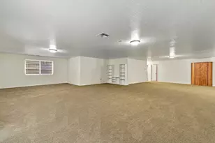 21748 E Escalante Rd, Queen Creek, AZ 85142 - Photo 35