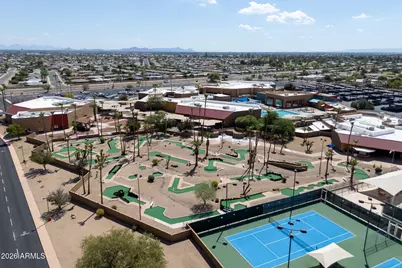 9213 W Briarwood Circle N, Sun City, AZ 85351 - Photo 33