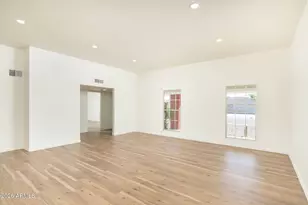 9213 W Briarwood Cir N, Sun City, AZ 85351 - Photo 7