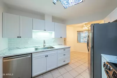 10237 W Campana Drive, Sun City, AZ 85351 - Photo 7