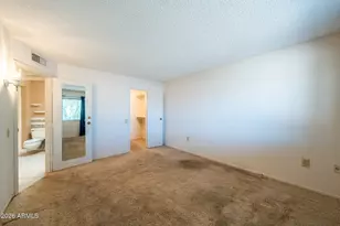 10237 W Campana Dr, Sun City, AZ 85351 - Photo 9