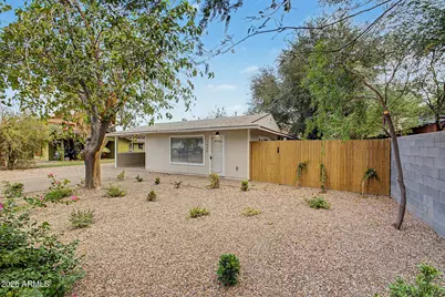 2044 S Forest Avenue, Tempe, AZ 85282 - Photo 17