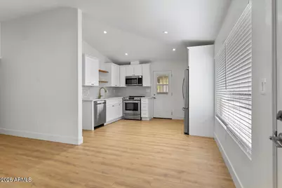2044 S Forest Avenue, Tempe, AZ 85282 - Photo 3