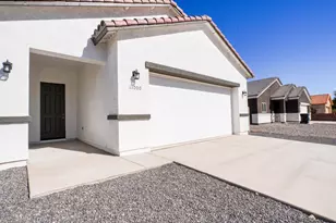 11000 W Cove Dr, Arizona City, AZ 85123 - Photo 35
