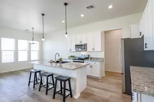 11000 W Cove Dr, Arizona City, AZ 85123 - Photo 9