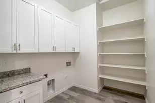 11000 W Cove Dr, Arizona City, AZ 85123 - Photo 17