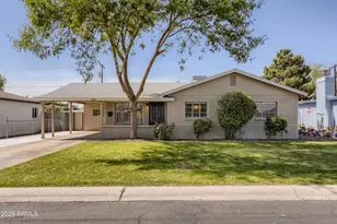 2405 W Citrus Way, Phoenix, AZ 85015 - Photo 1
