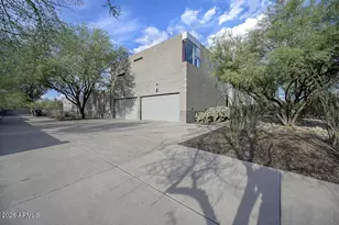 10010 E Jenan Dr, Scottsdale, AZ 85260 - Photo 45
