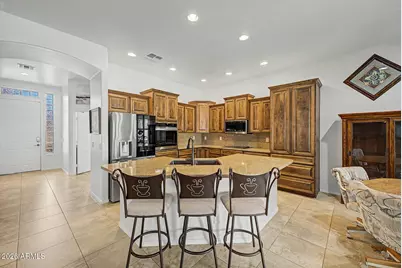 2758 S Royal Wood Circle, Mesa, AZ 85209 - Photo 17