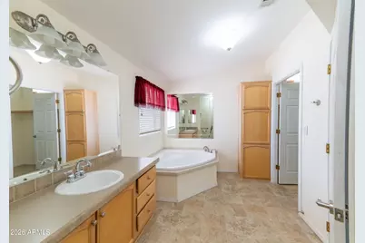 10037 E Twin Spurs Lane, Florence, AZ 85132 - Photo 15