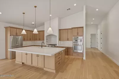 6050 E Hollyhock Street, Phoenix, AZ 85018 - Photo 13