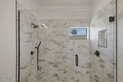 6050 E Hollyhock Street, Phoenix, AZ 85018 - Photo 25