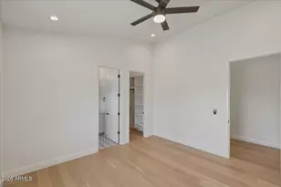 6050 E Hollyhock St, Phoenix, AZ 85018 - Photo 17