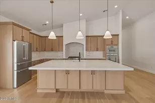6050 E Hollyhock St, Phoenix, AZ 85018 - Photo 11