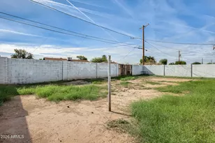 2739 W Hazelwood St, Phoenix, AZ 85017 - Photo 27