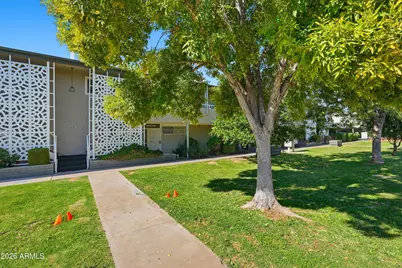 6116 N 12th Place #7, Phoenix, AZ 85014 - Photo 1
