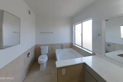 1628 E Saint Anne Avenue, Phoenix, AZ 85042 - Photo 11
