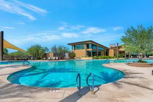 3318 E Los Gatos Dr, Phoenix, AZ 85050 - Photo 29