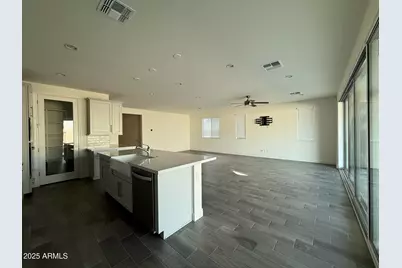 17168 W Middlebury Street, Surprise, AZ 85388 - Photo 7