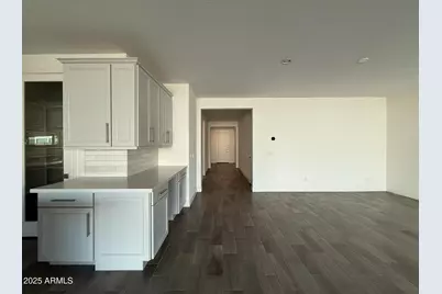 17168 W Middlebury Street, Surprise, AZ 85388 - Photo 5