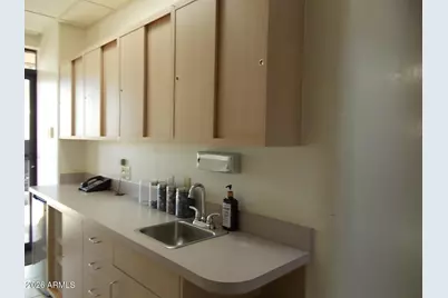 2058 S Dobson Road S #7, Mesa, AZ 85202 - Photo 9