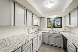 2315 W Union Hills Dr, Phoenix, AZ 85027 - Photo 9