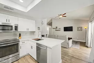 801 E Braeburn Dr, Phoenix, AZ 85022 - Photo 13