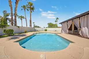 801 E Braeburn Dr, Phoenix, AZ 85022 - Photo 35