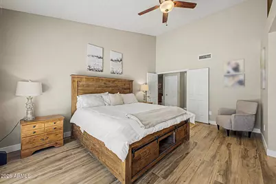 801 E Braeburn Drive, Phoenix, AZ 85022 - Photo 27