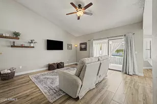 801 E Braeburn Dr, Phoenix, AZ 85022 - Photo 19