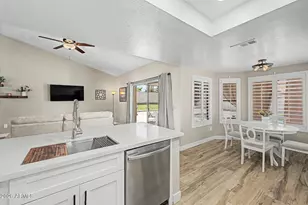 801 E Braeburn Dr, Phoenix, AZ 85022 - Photo 11