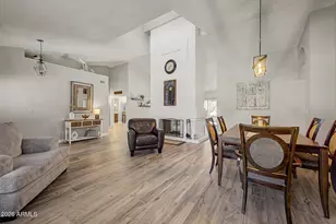 801 E Braeburn Dr, Phoenix, AZ 85022 - Photo 9